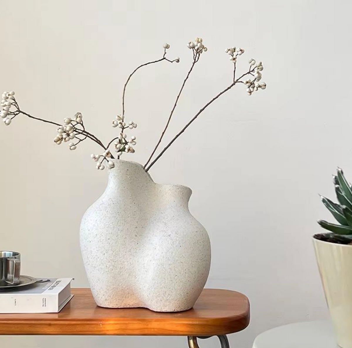 Nordic White Ceramic Vase